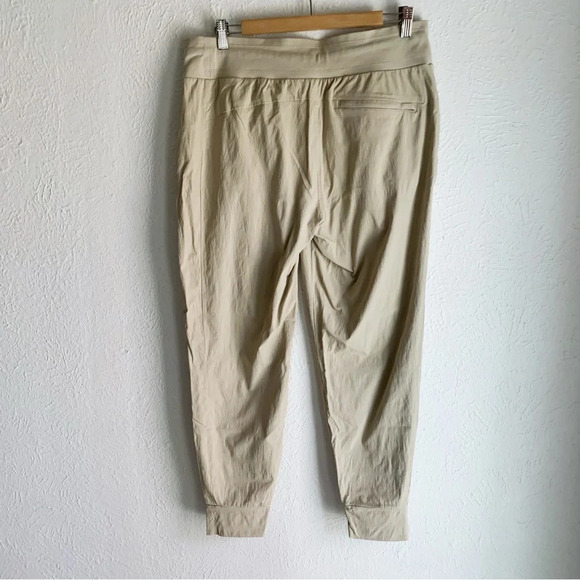 Athleta Trekkie North Jogger Ecru khaki Pants Sz 12 Hiking Outdoor - Picture 4 of 6